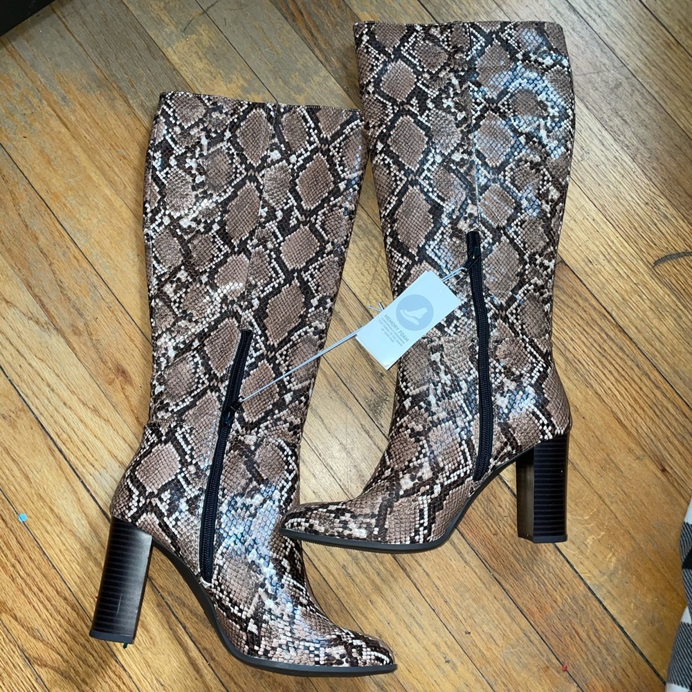 Brand New High Snake Boots